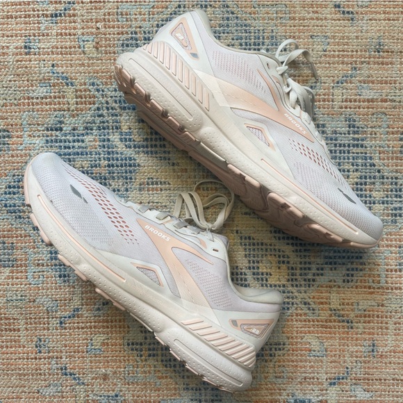 Brooks Adrenaline GTS 23 Running Shoes Women’s Size 12 Light Pink/Villa/White - Picture 2 of 10